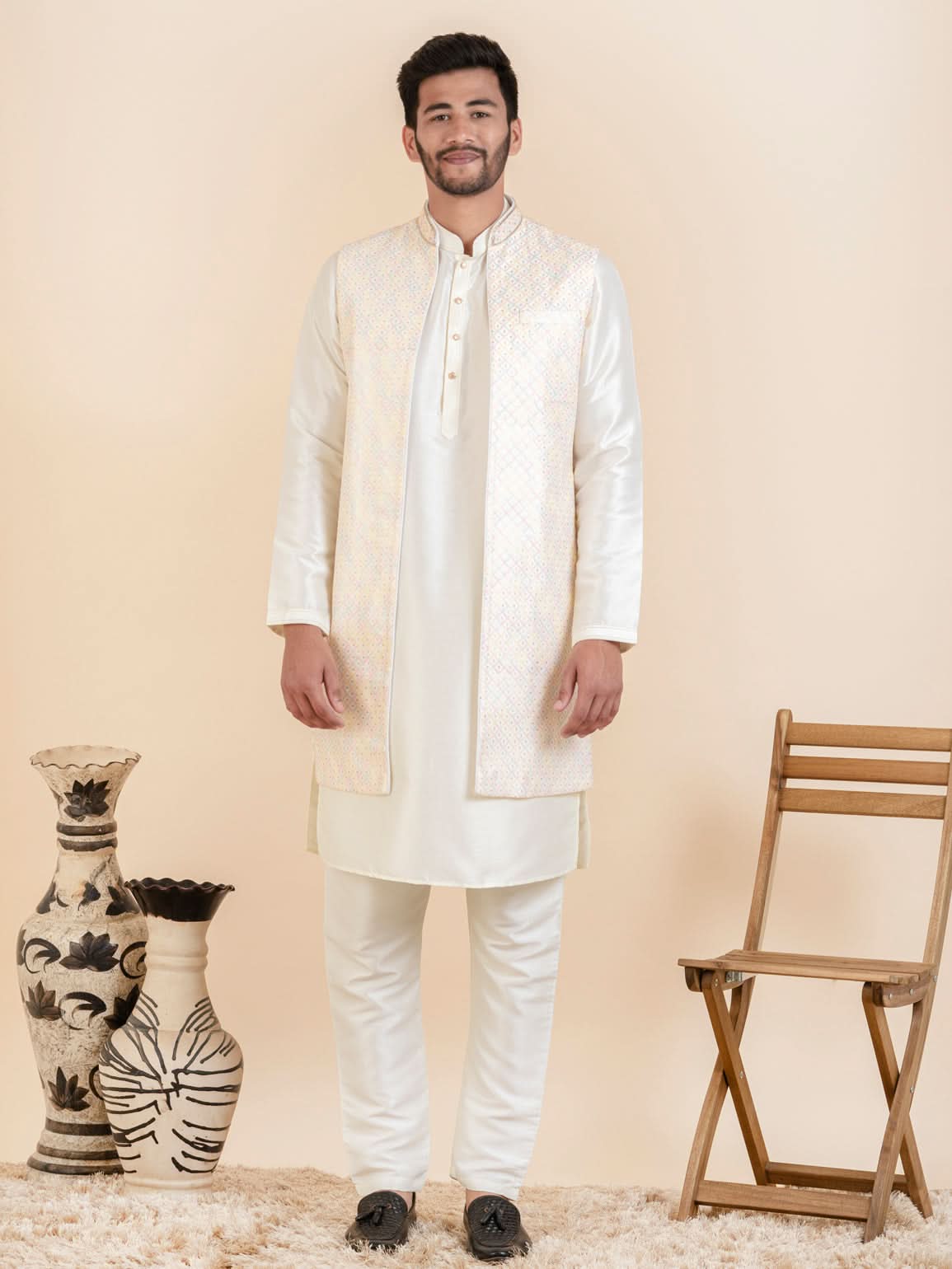 Off White Embroidered Bundi With Kurta Set