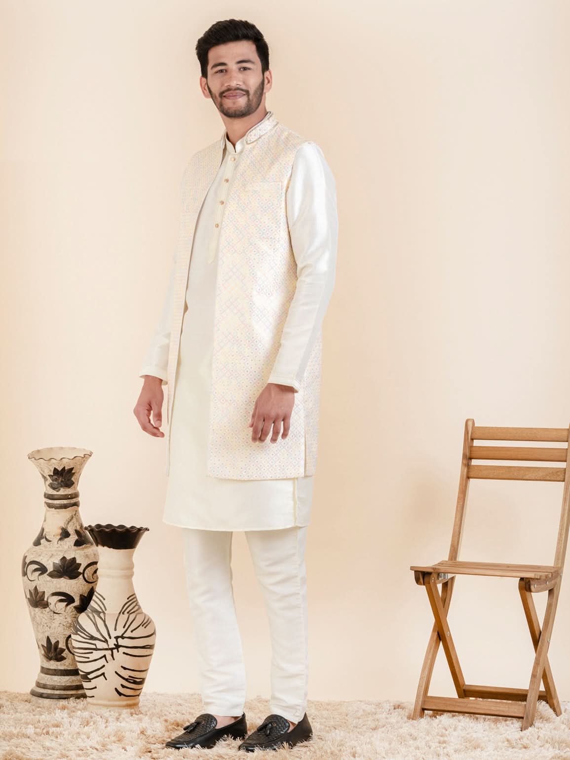 Off White Embroidered Bundi With Kurta Set