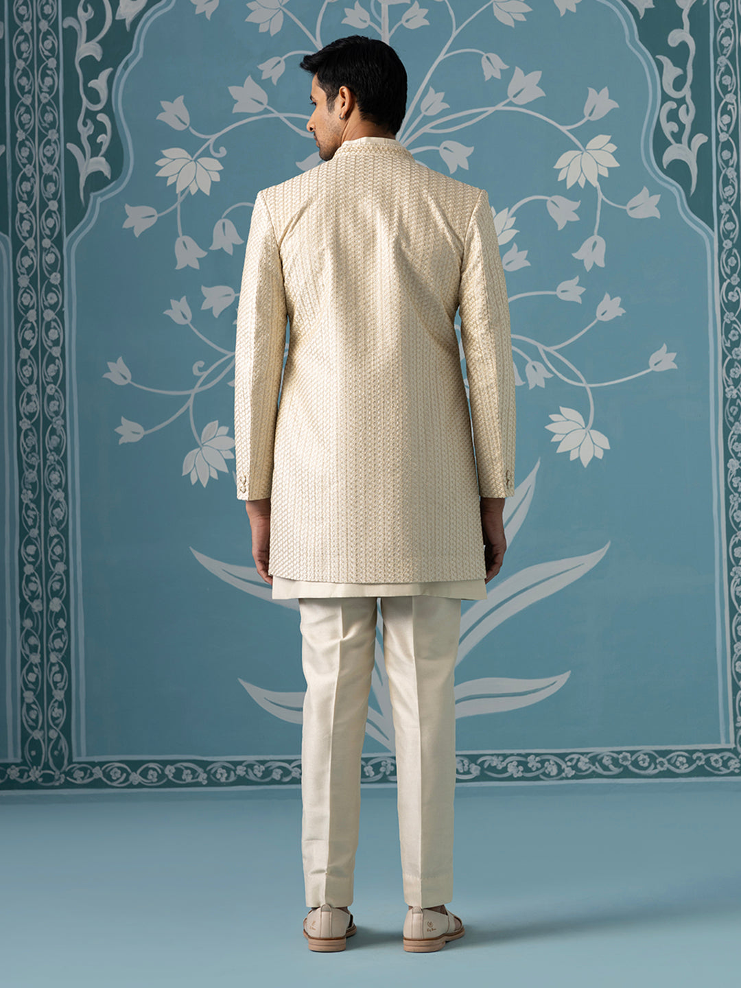 Cream Open-Style Indo Set with Intricate Thread Work
