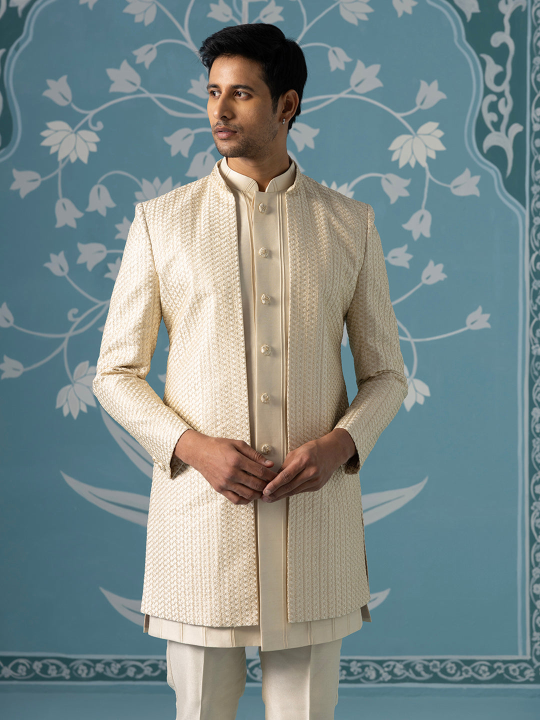 Cream Open-Style Indo Set with Intricate Thread Work