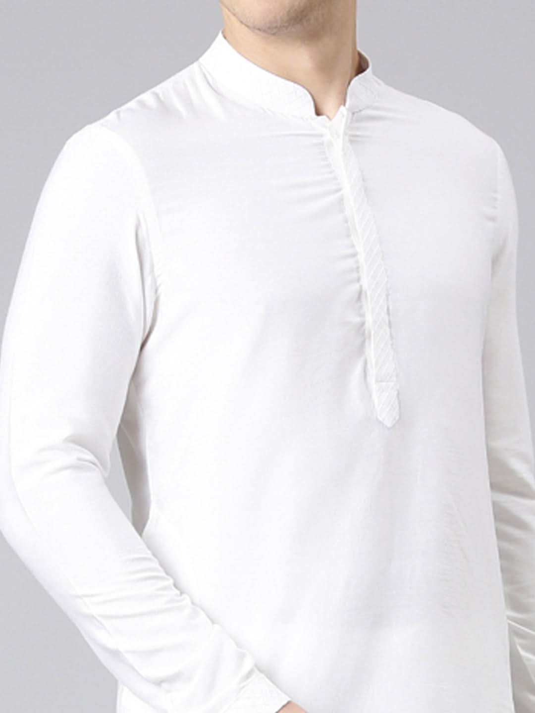 Arjun Bijlani in White Plain Short Kurta Set