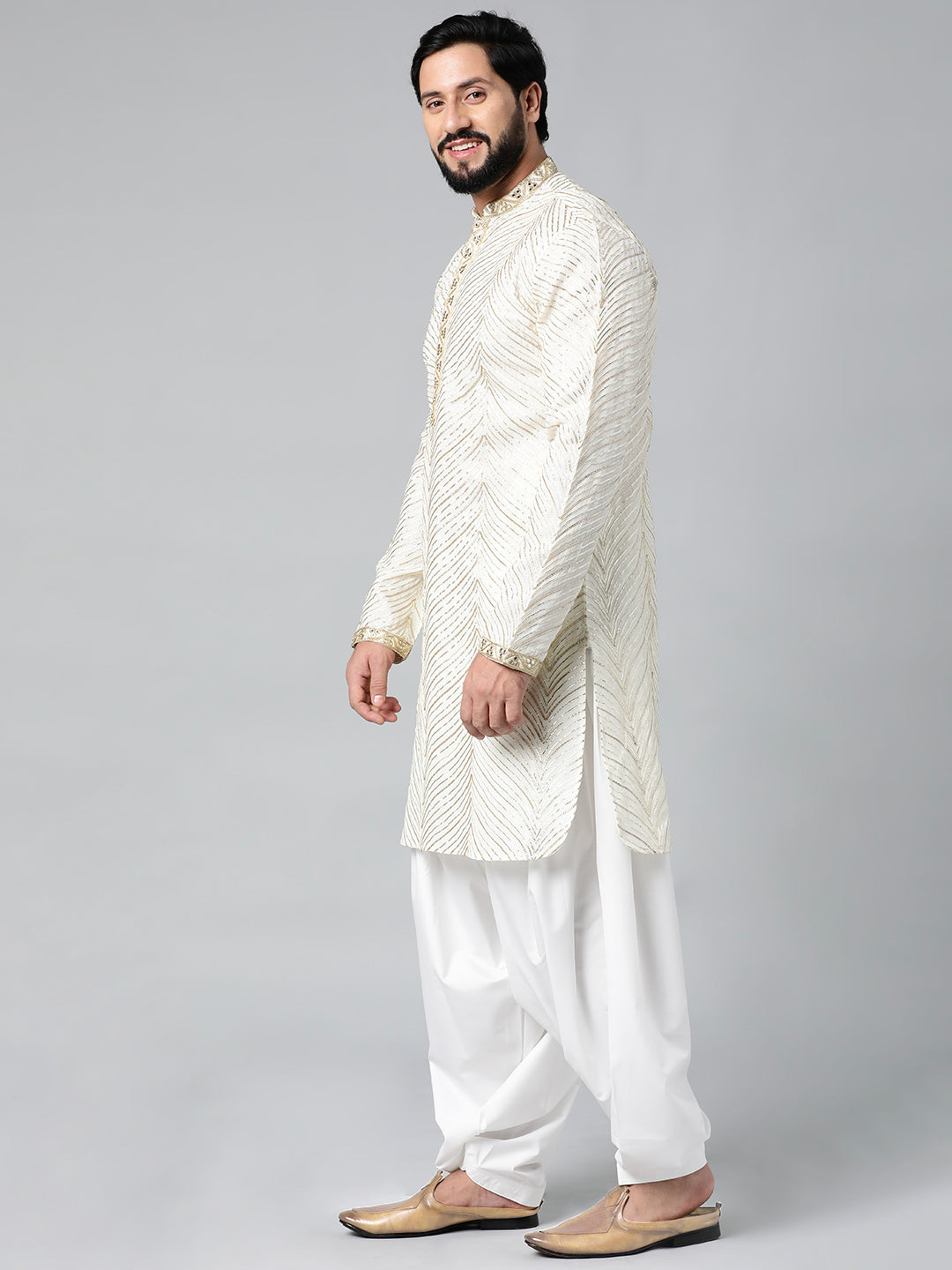 Off White Gota Embroidery Kurta Set