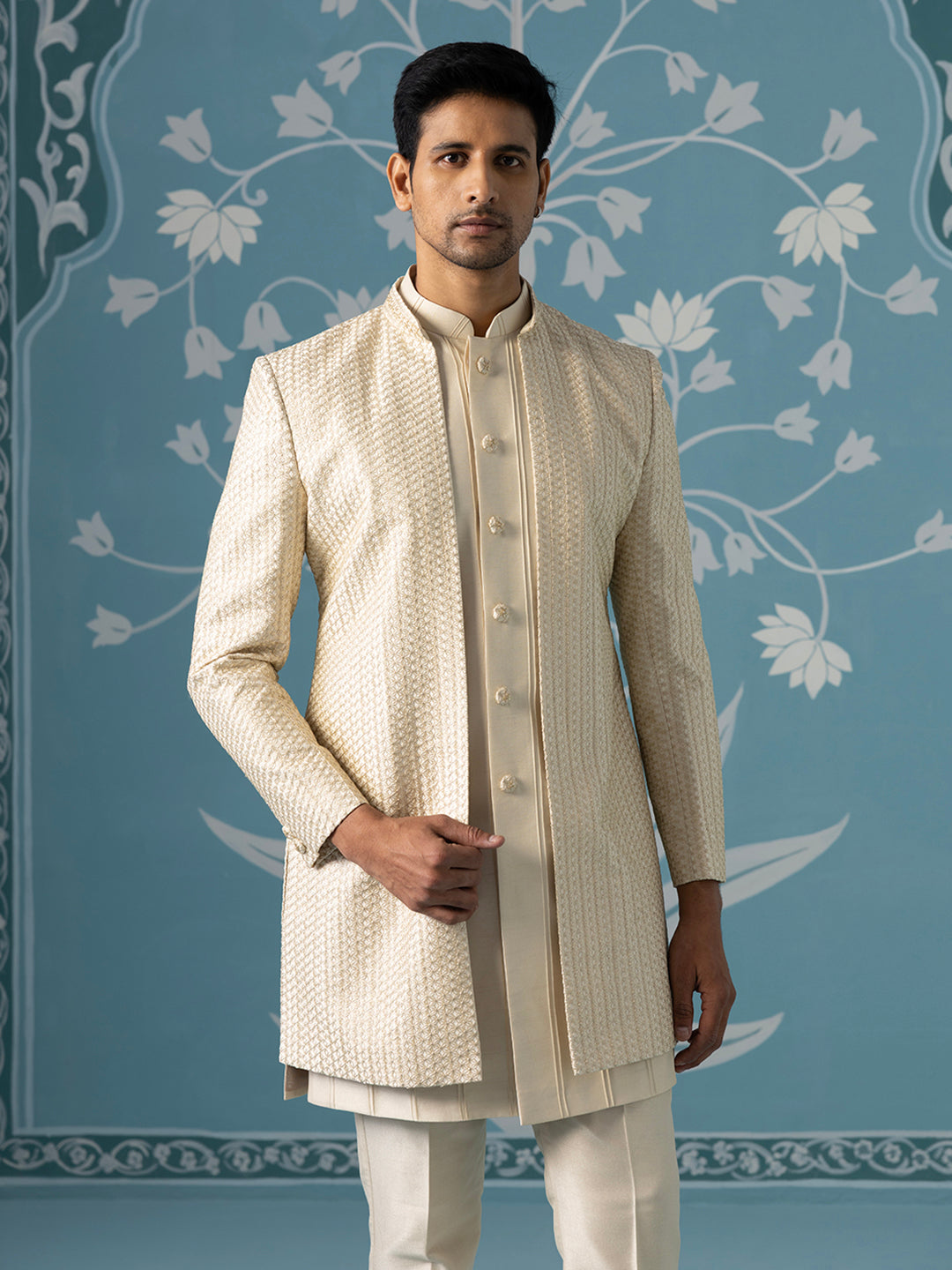 Cream Open-Style Indo Set with Intricate Thread Work