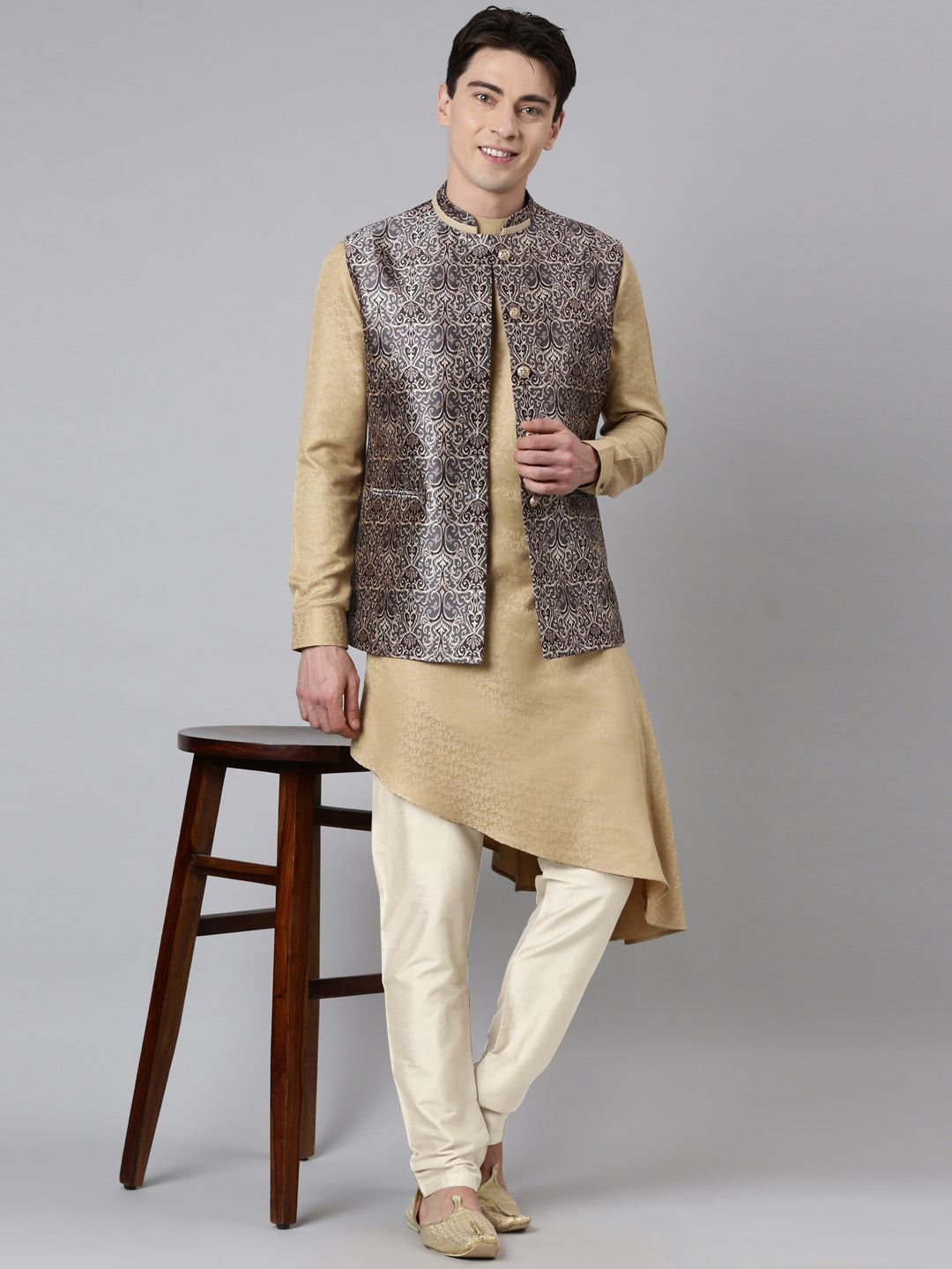 Printed Jacket with Self-design Drape Side-Open Kurta