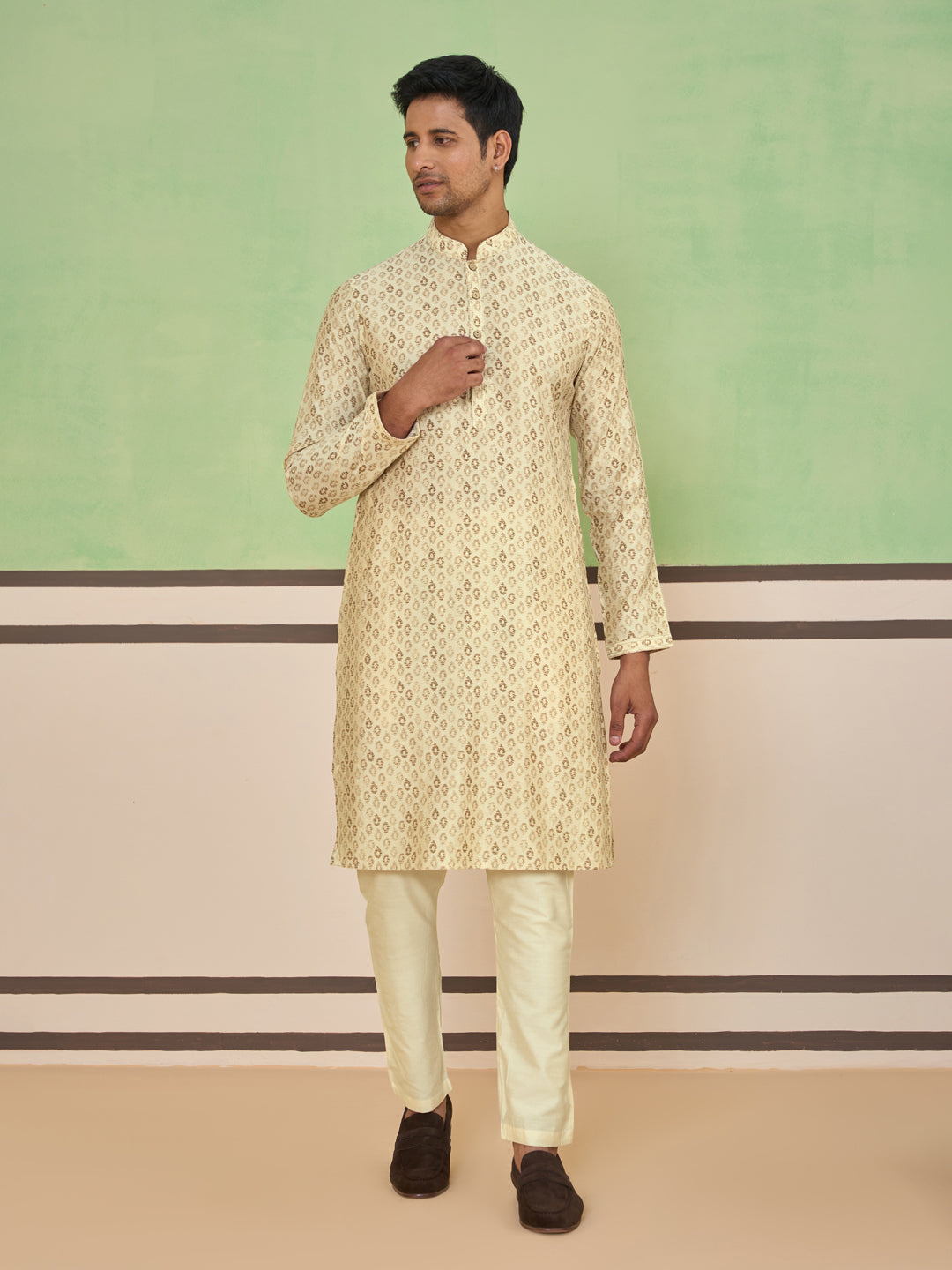Cream All-Over Paisley Printed Kurta Set