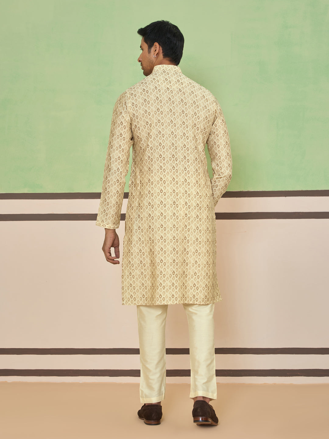 Cream All-Over Paisley Printed Kurta Set